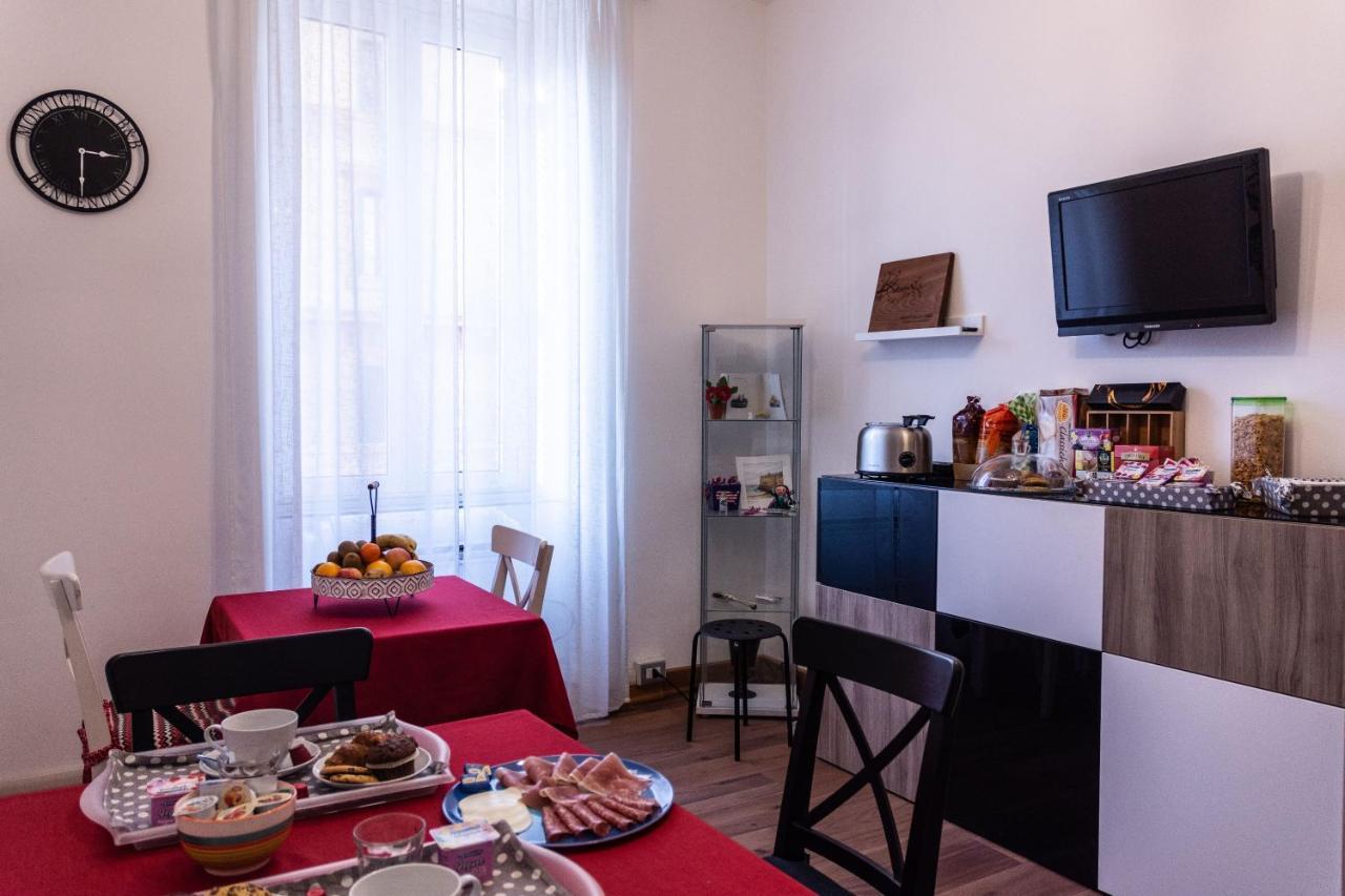 רומא Monticello Apartment Via Cavour מראה חיצוני תמונה