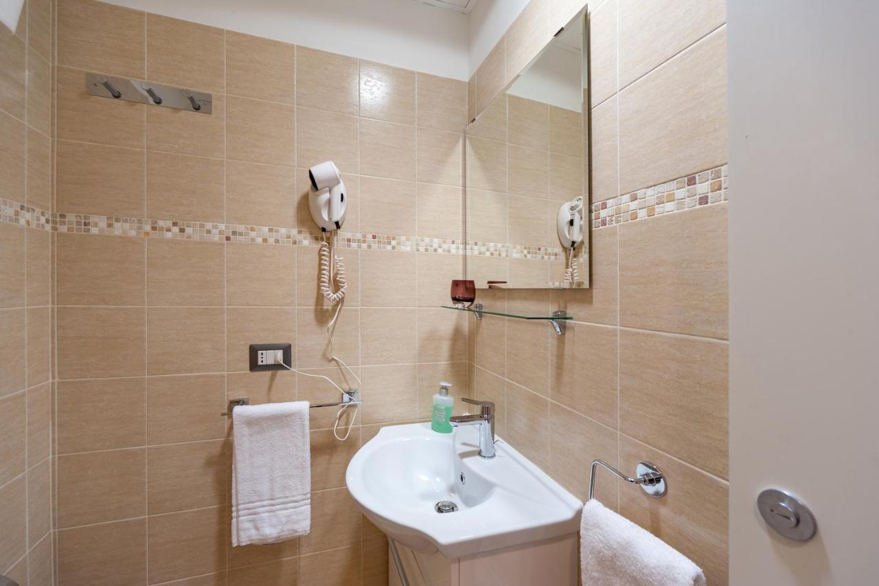 רומא Monticello Apartment Via Cavour חדר תמונה